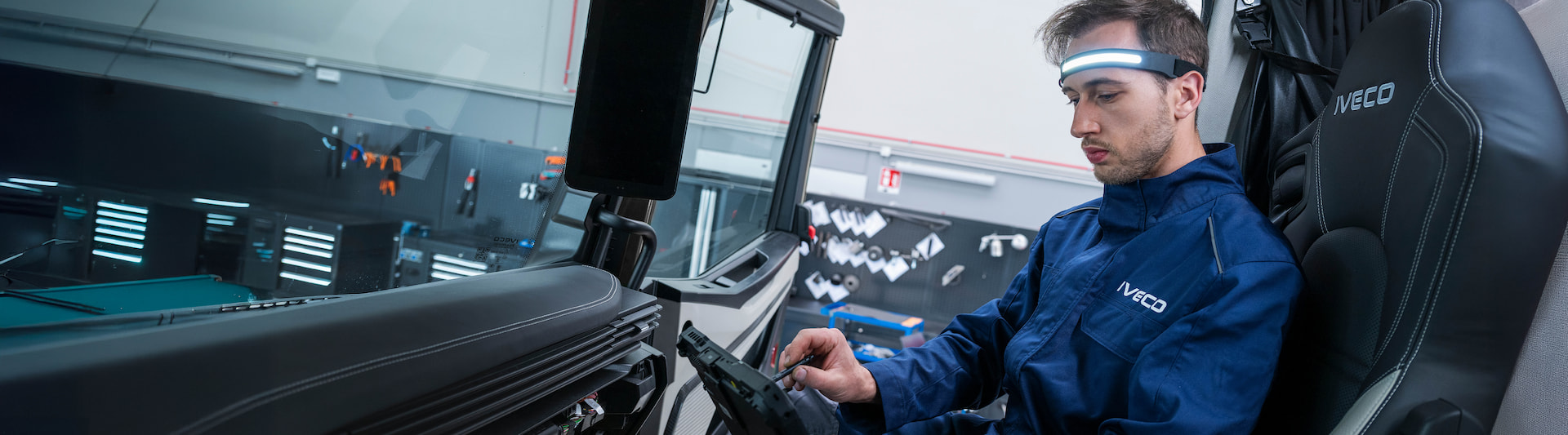 Commercial Vehicle Batteries: Choosing the Right Battery for Your IVECO Hendy IVECO