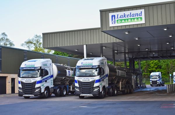 New IVECO S-WAY keeps Lakeland Dairies mooving