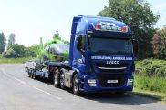 IVECO dealer’s customer care seals CPL Transport double Stralis order