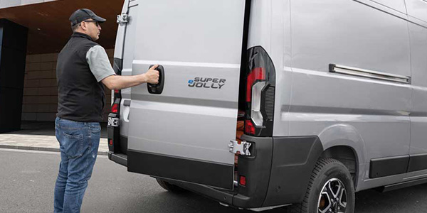 Keyless Entry & Advanced Visibility